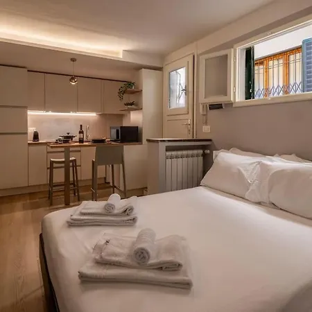 Tuscan Tempo Elegant Escape Near Pontevecchio Florence Exterior photo